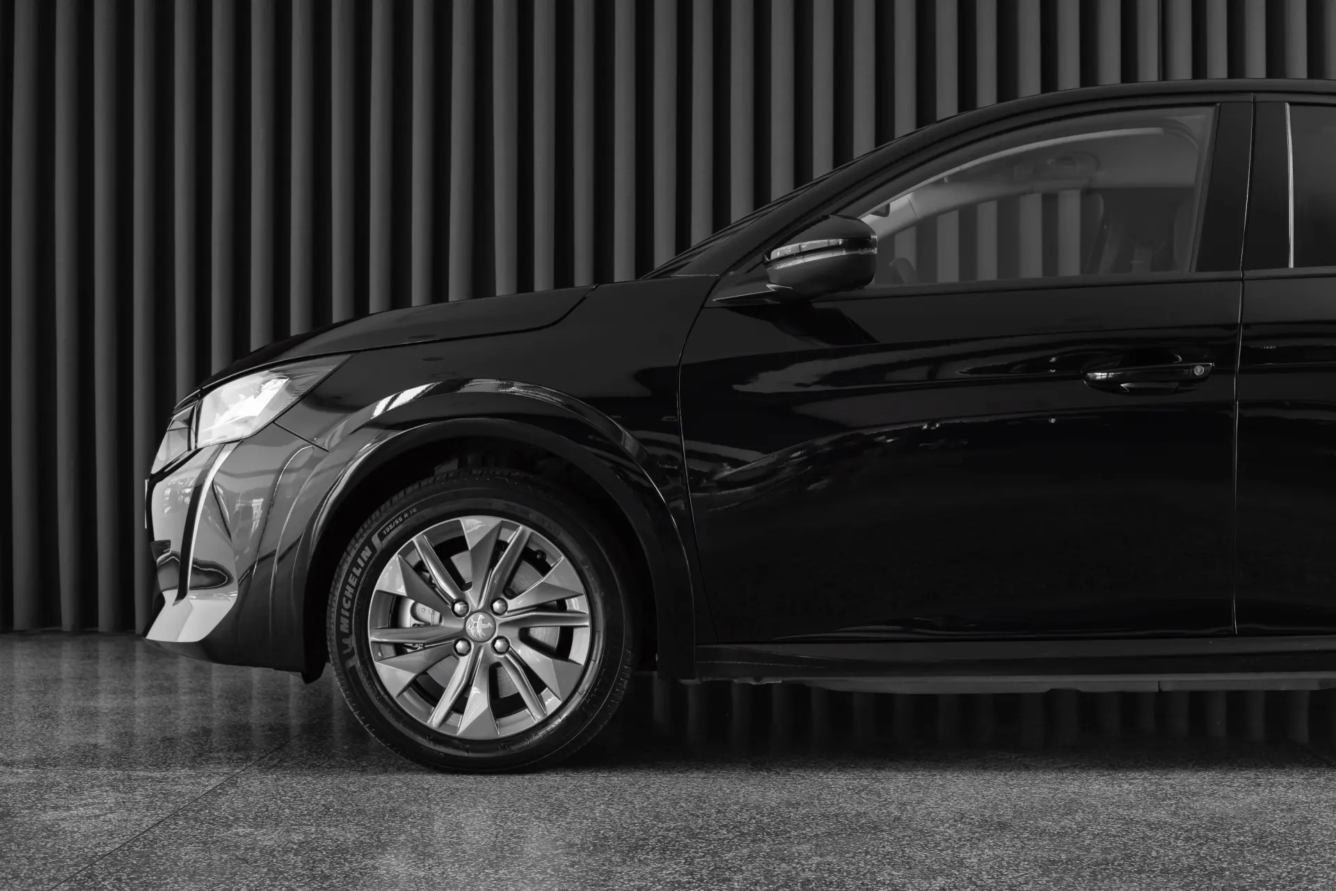 Peugeot e-208 50 kWh Allure 6
