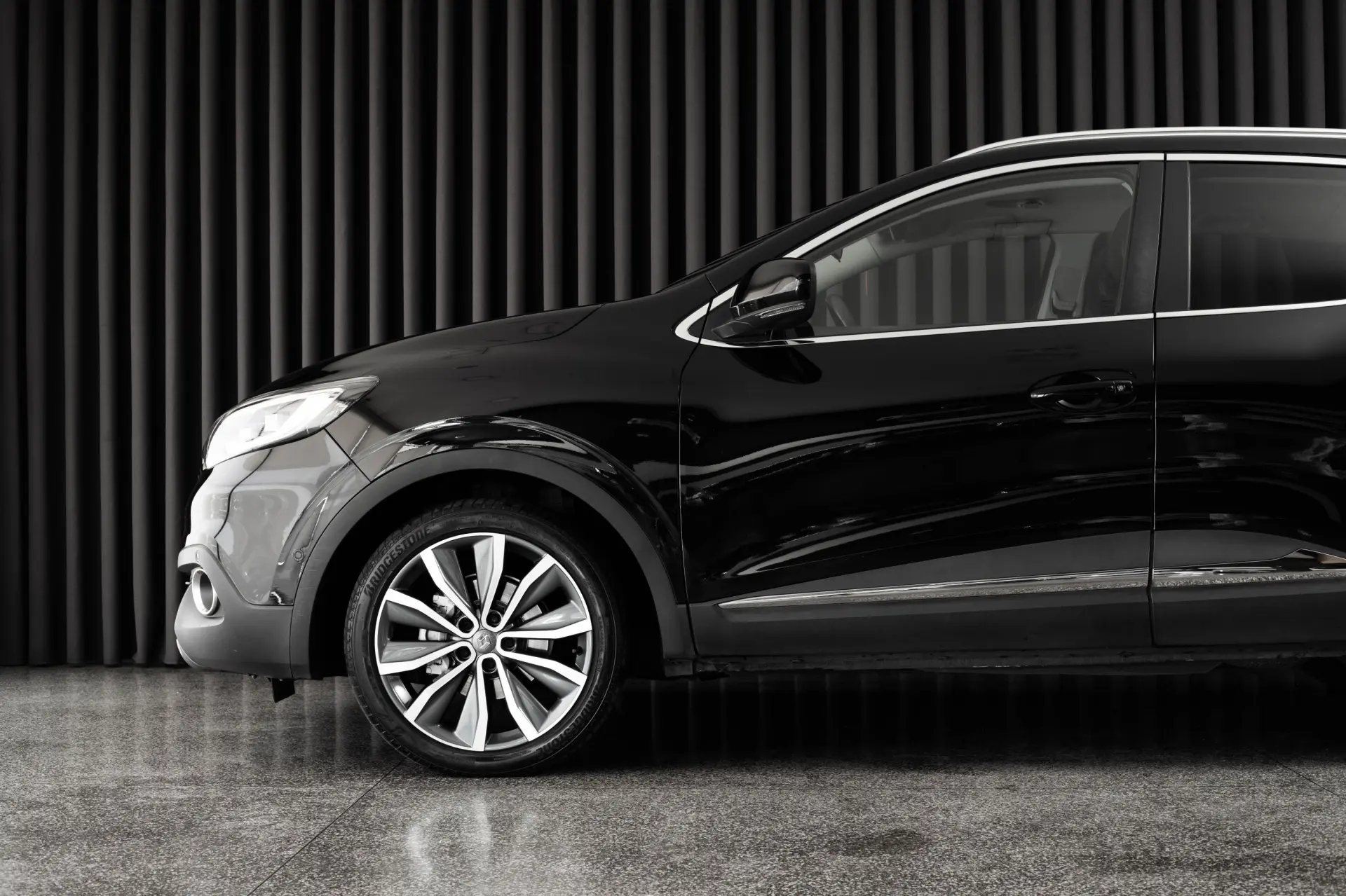 Renault Kadjar Energy TCe 130 EDC LIMITED 4