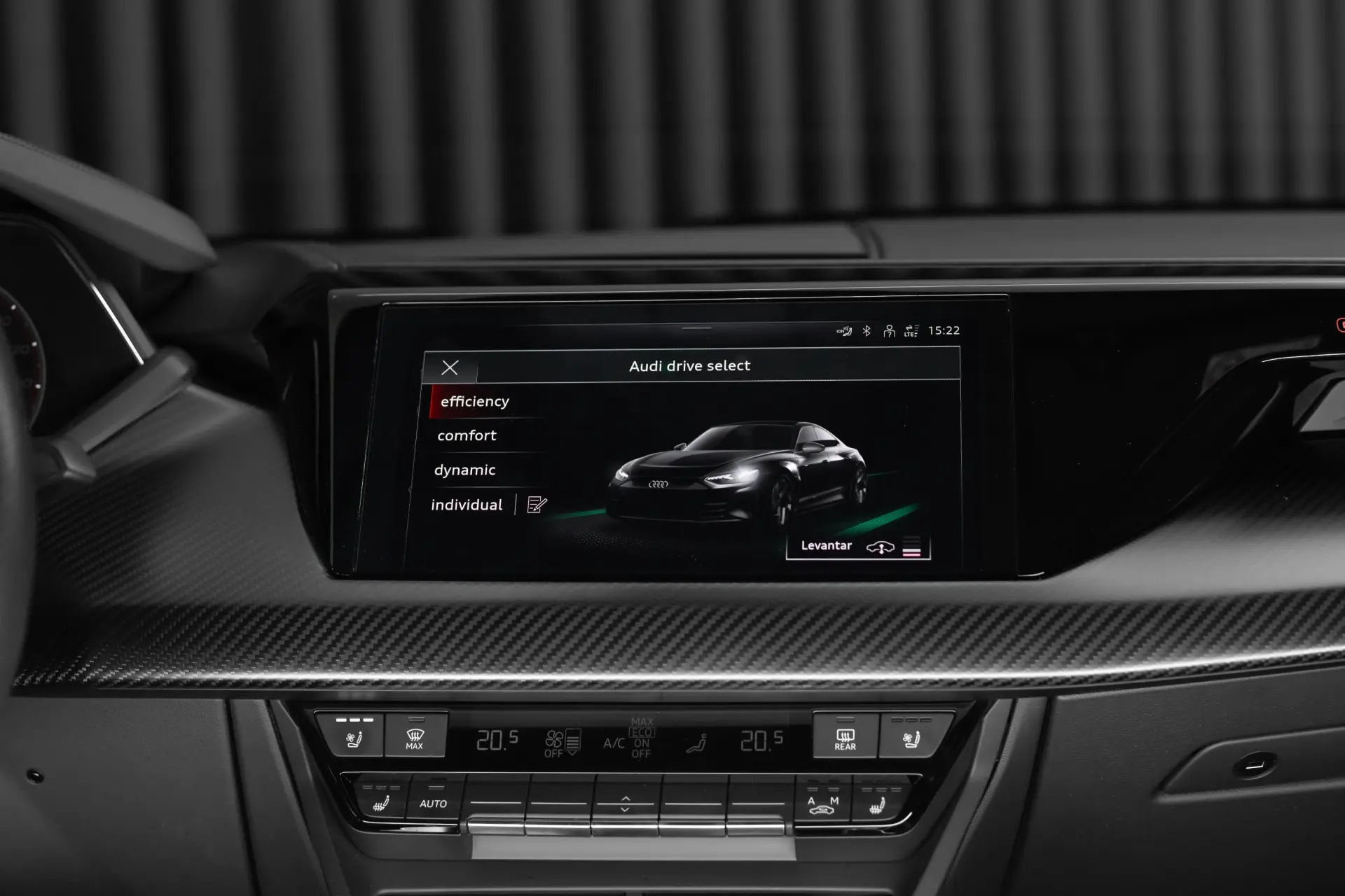 Audi e-tron GT quattro 33