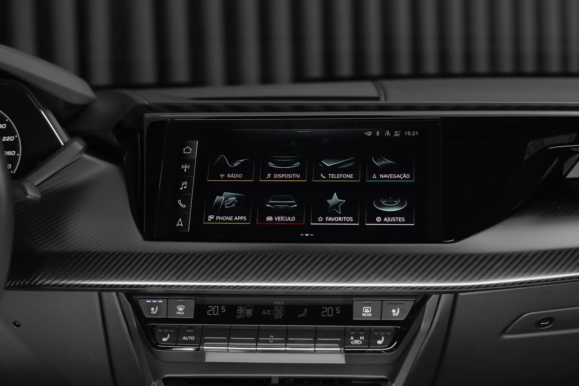 Audi e-tron GT quattro 31