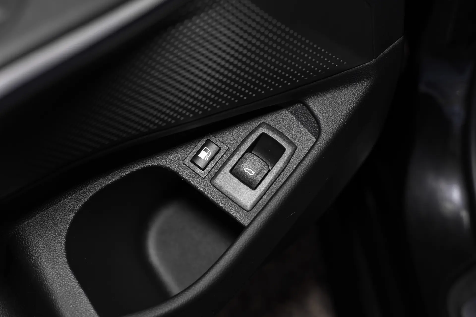 BMW 320 e Pack M Auto 43