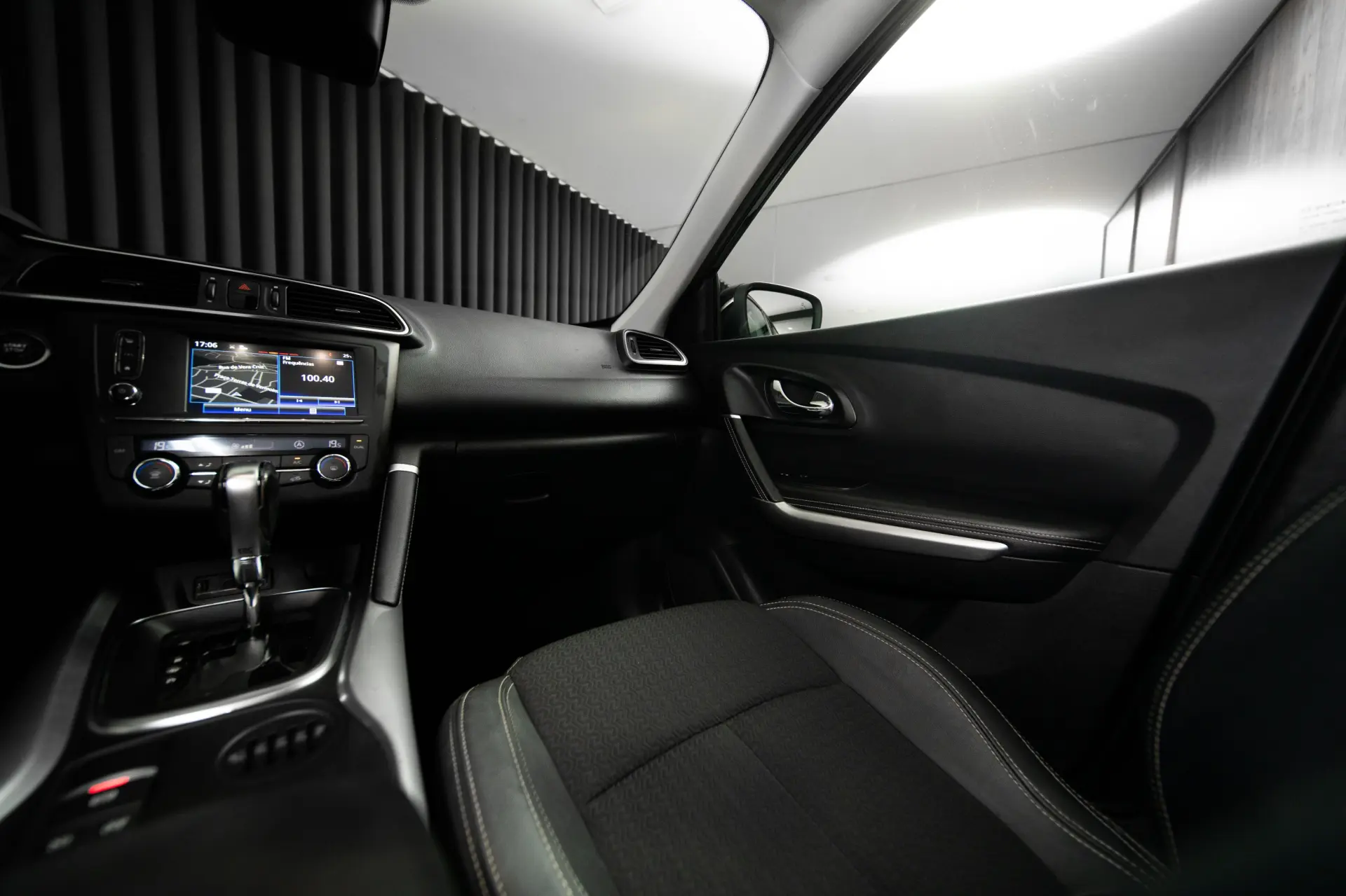 Renault Kadjar Energy TCe 130 EDC LIMITED 13