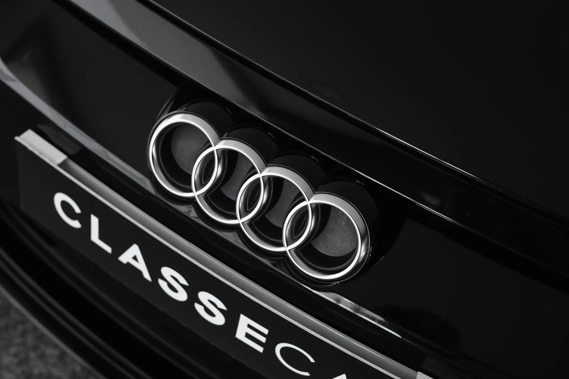 Audi e-tron GT quattro 9