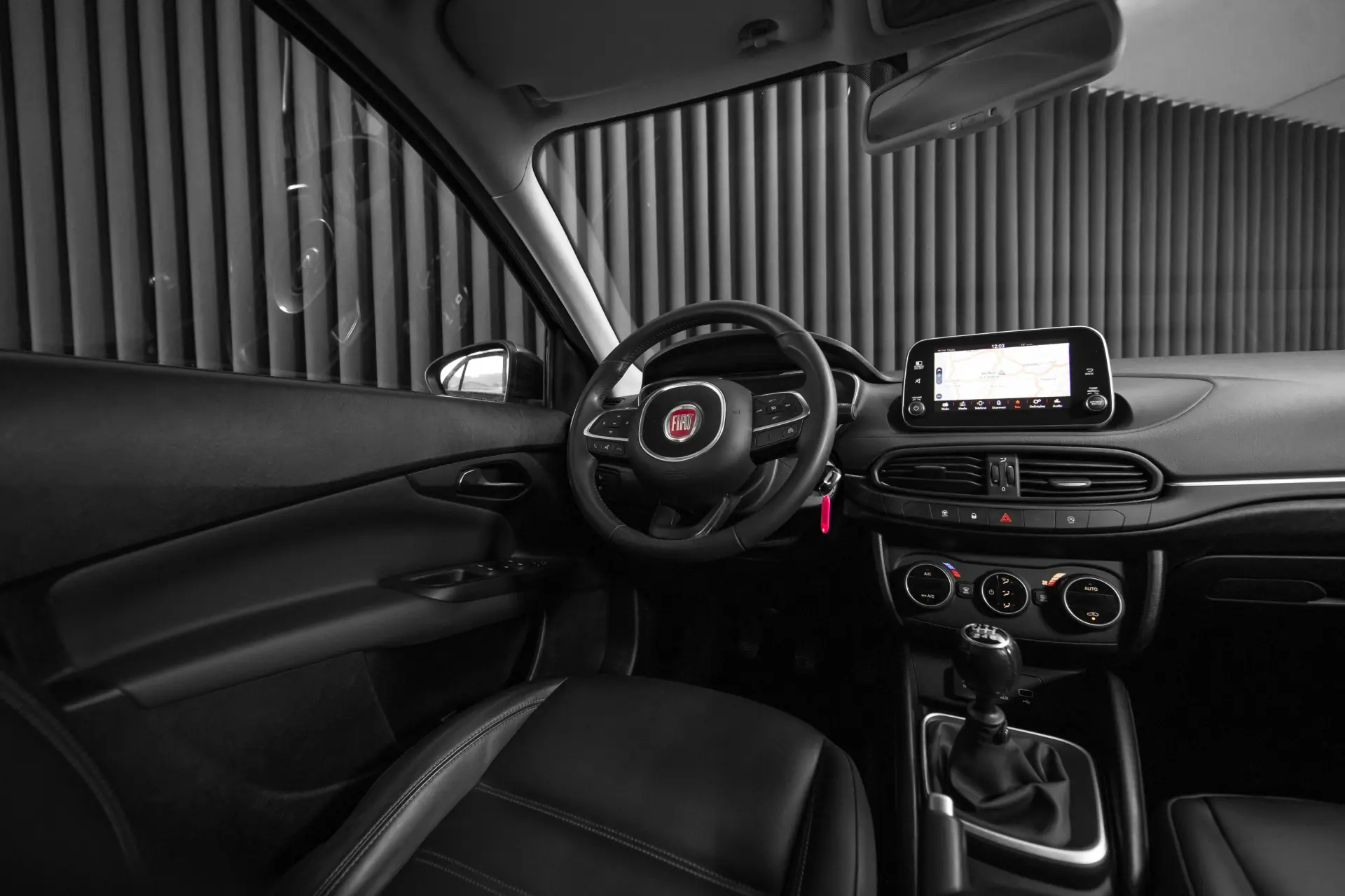 Fiat Tipo Station Wagon 1.6 M-Jet Lounge 12