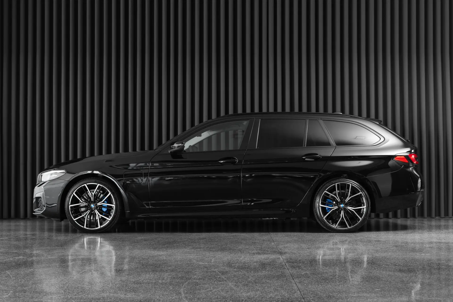 BMW 520 e Pack M 2