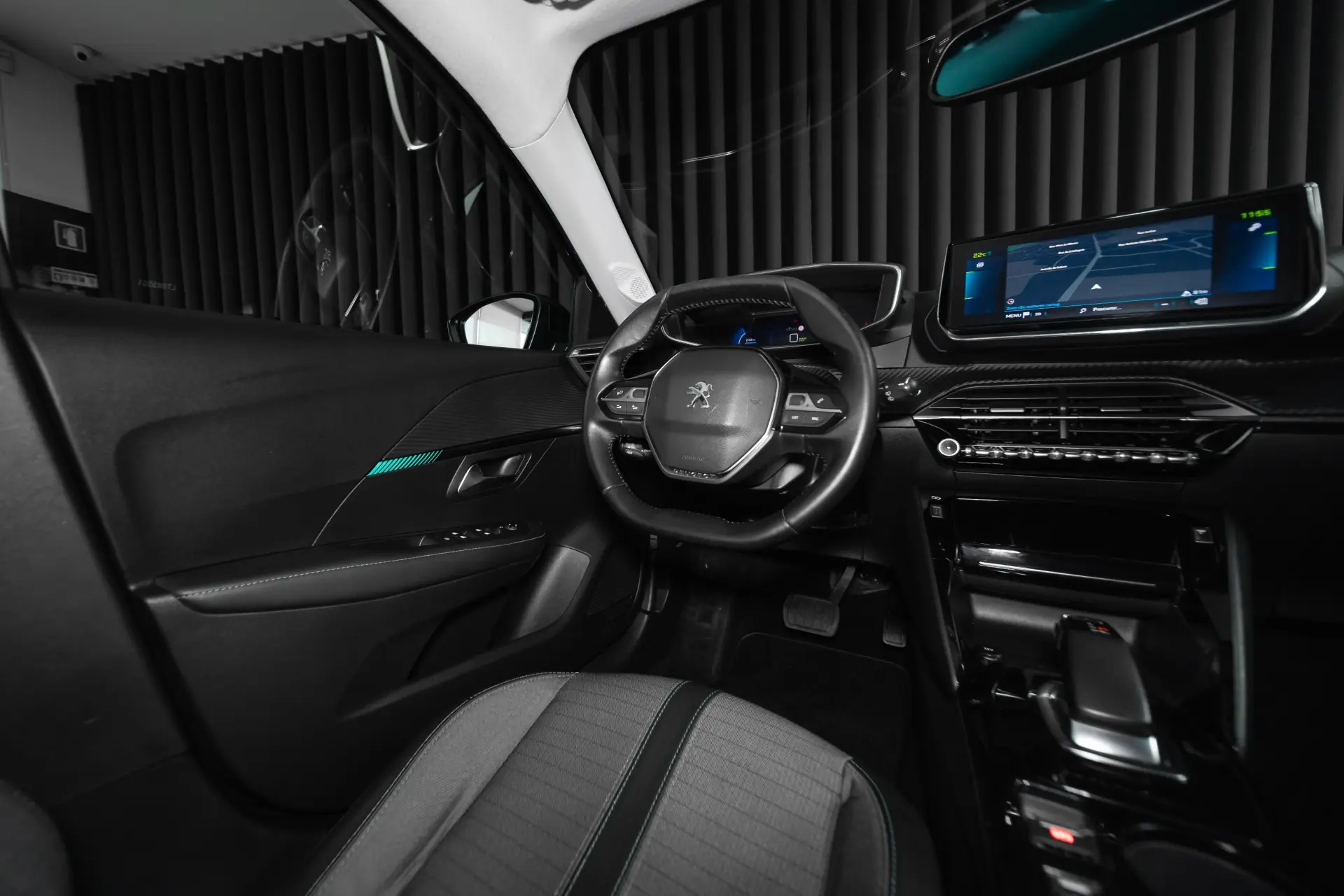 Peugeot e-208 50 kWh Allure 11