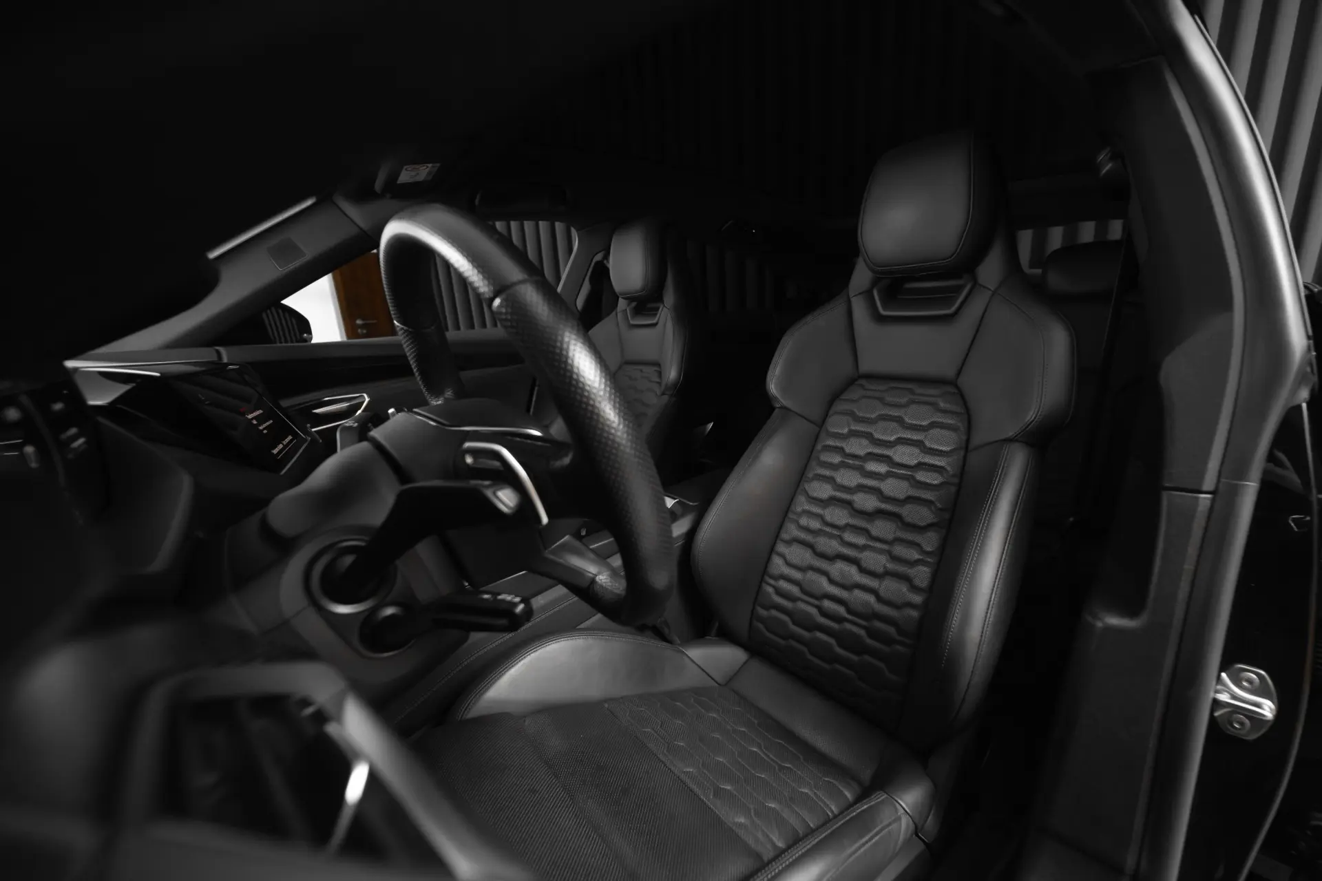 Audi e-tron GT quattro 48