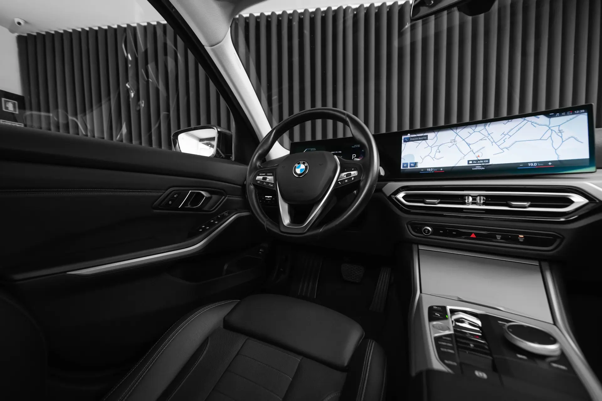 BMW 318 d Aut. Sport Line 14