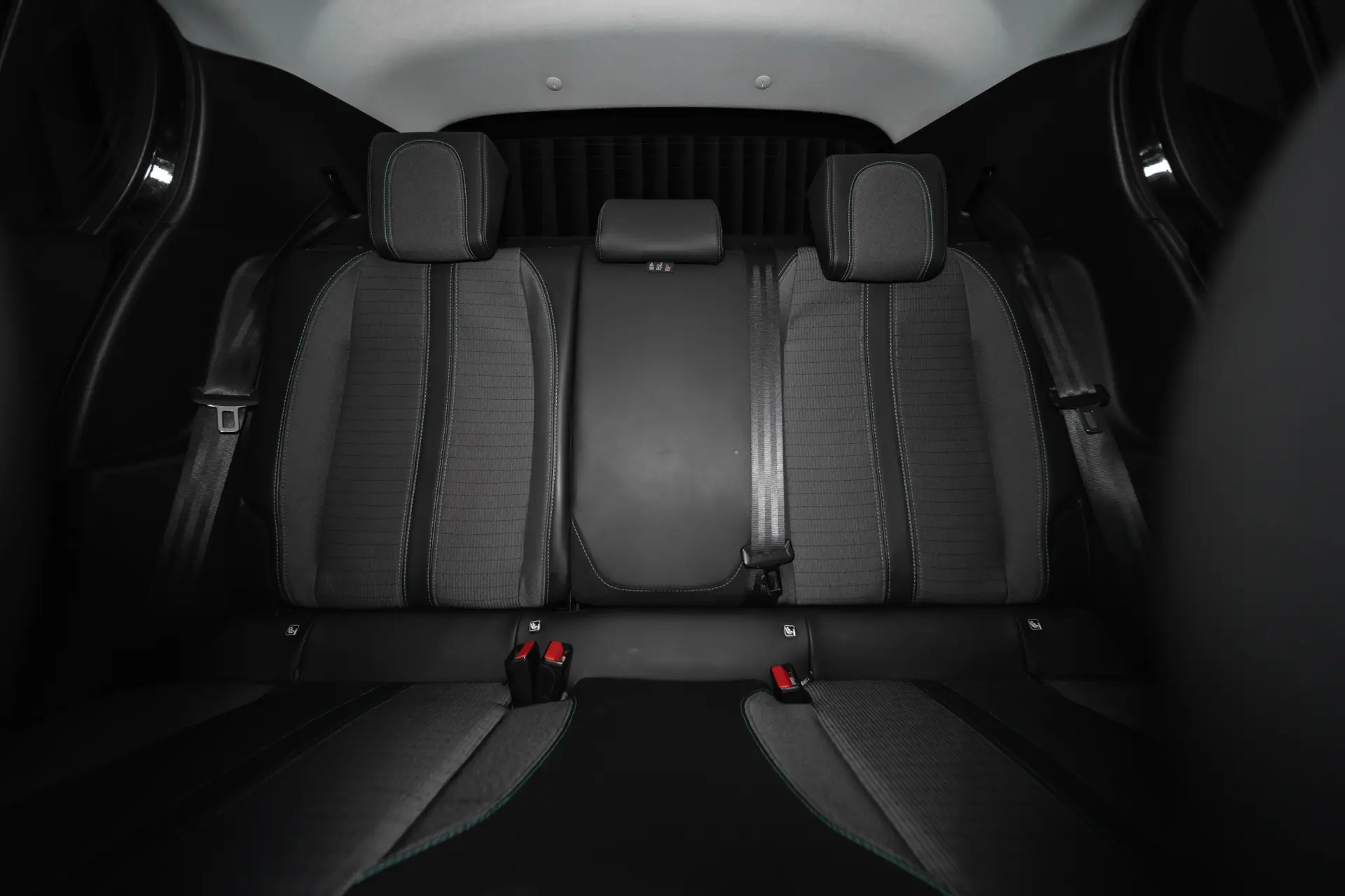 Peugeot e-208 50 kWh Allure 37