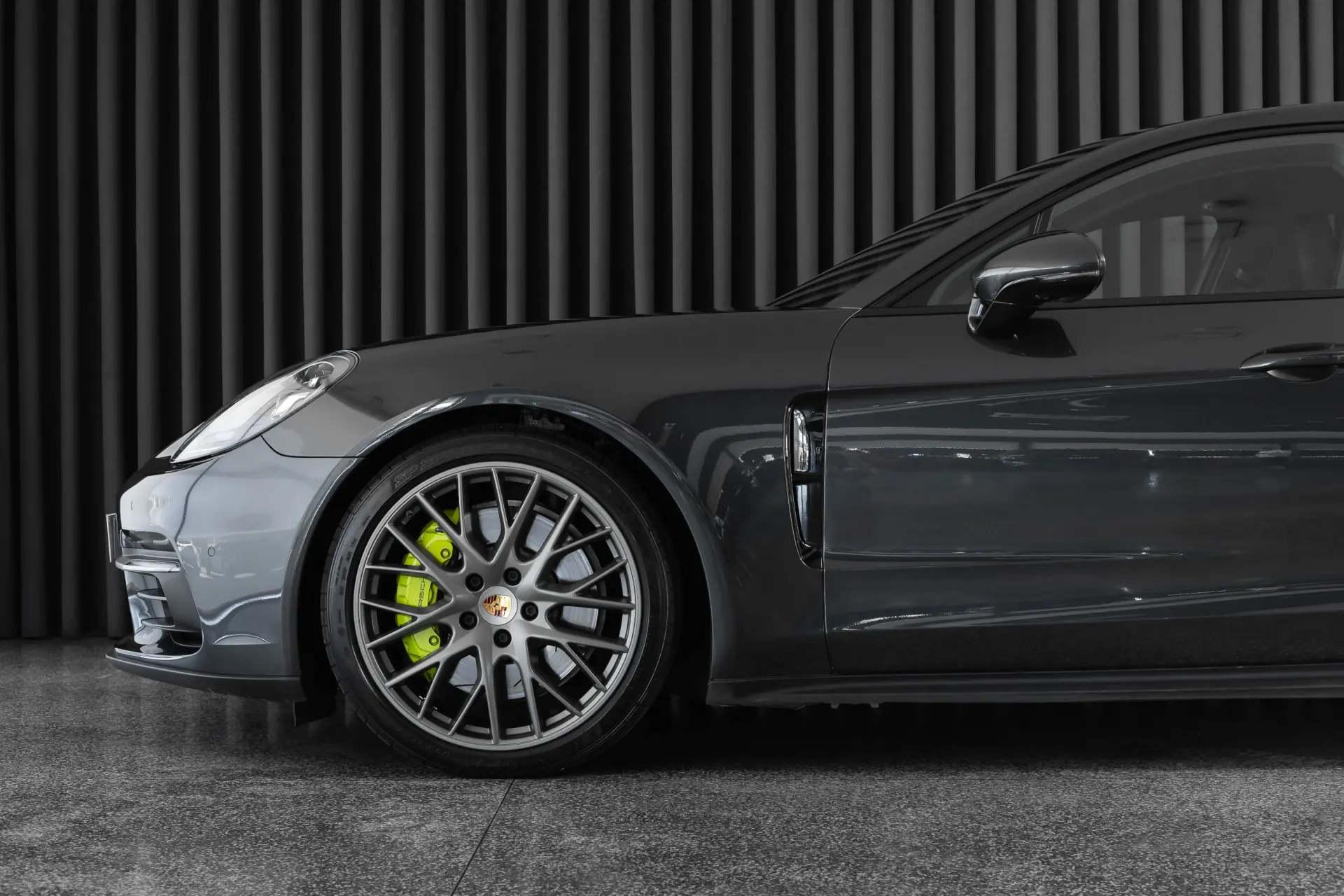 Porsche Panamera Sport Turismo 4 E-Hybrid 4