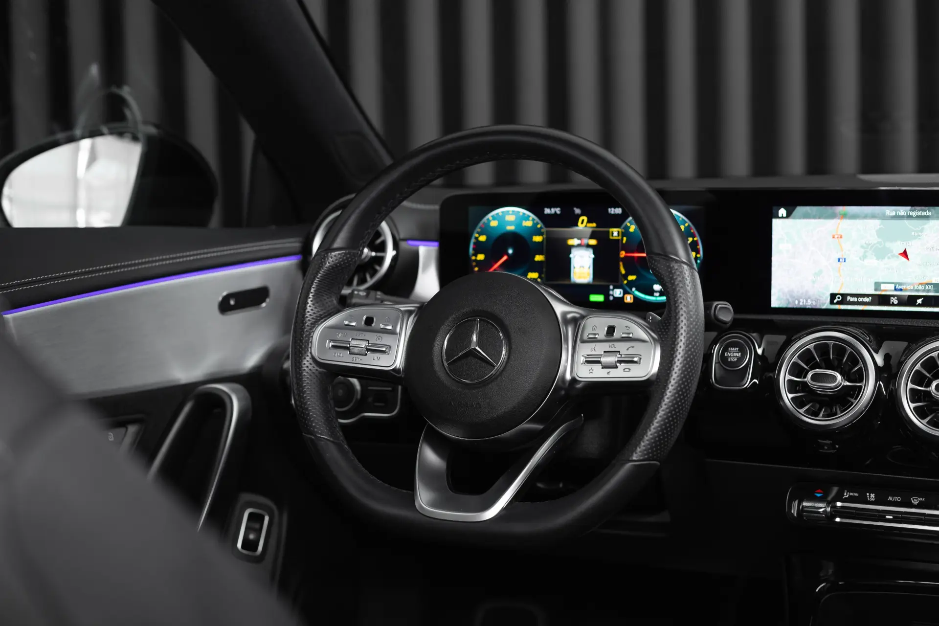 Mercedes-Benz CLA 250 e Shooting Brake AMG Line 15