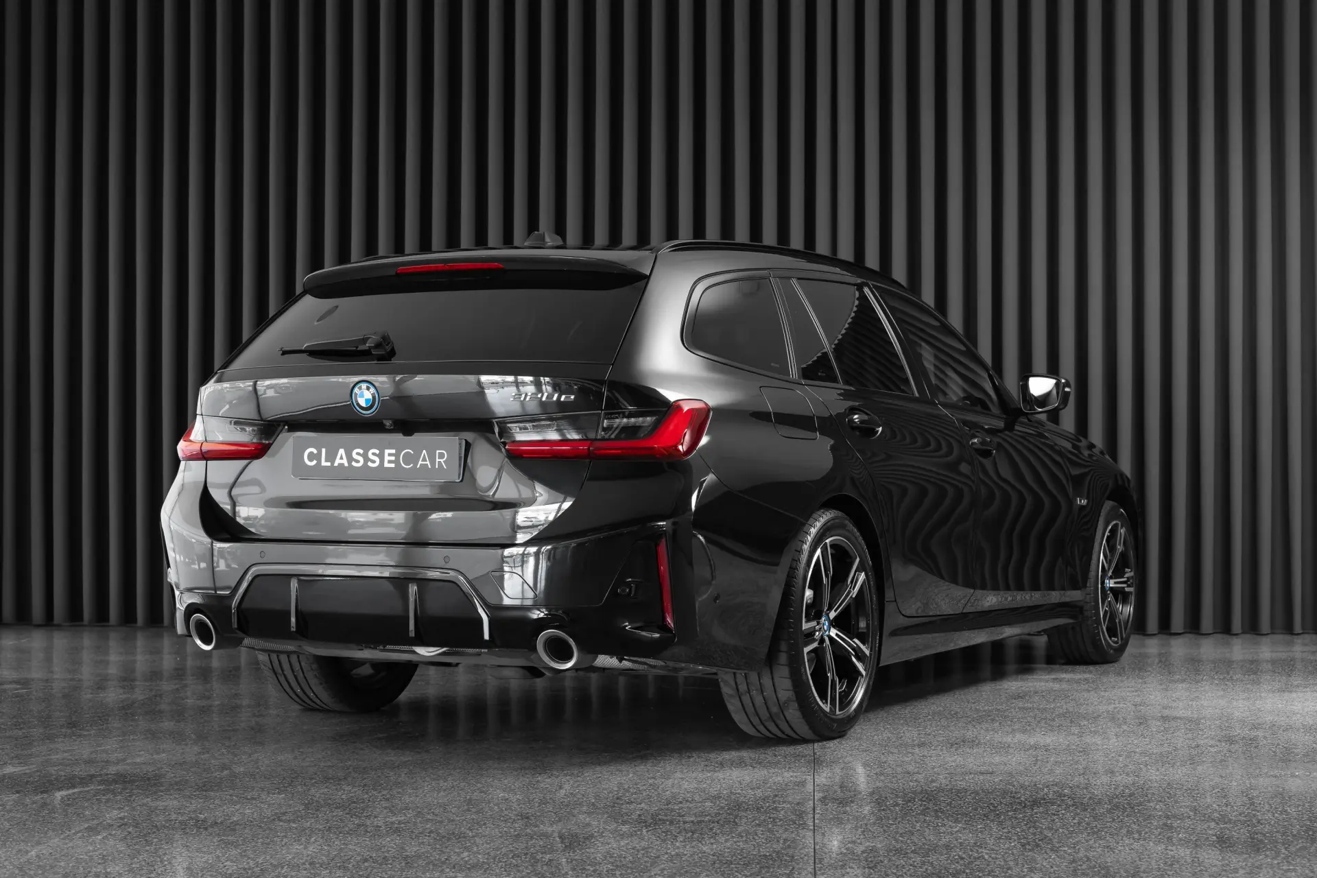 BMW 320 e Pack M Auto 3