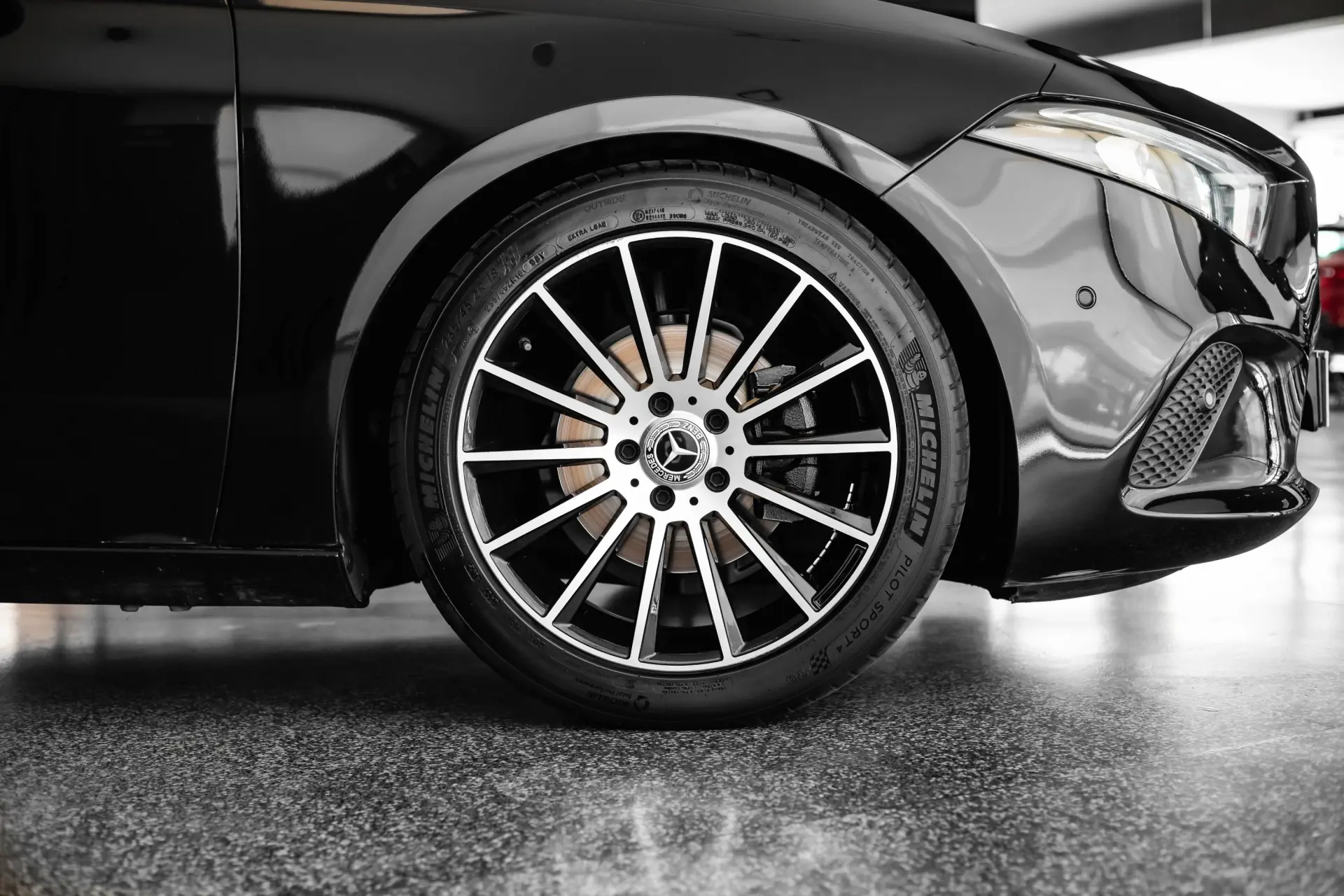 Mercedes-Benz A 180 d 7G-DCT Style 8