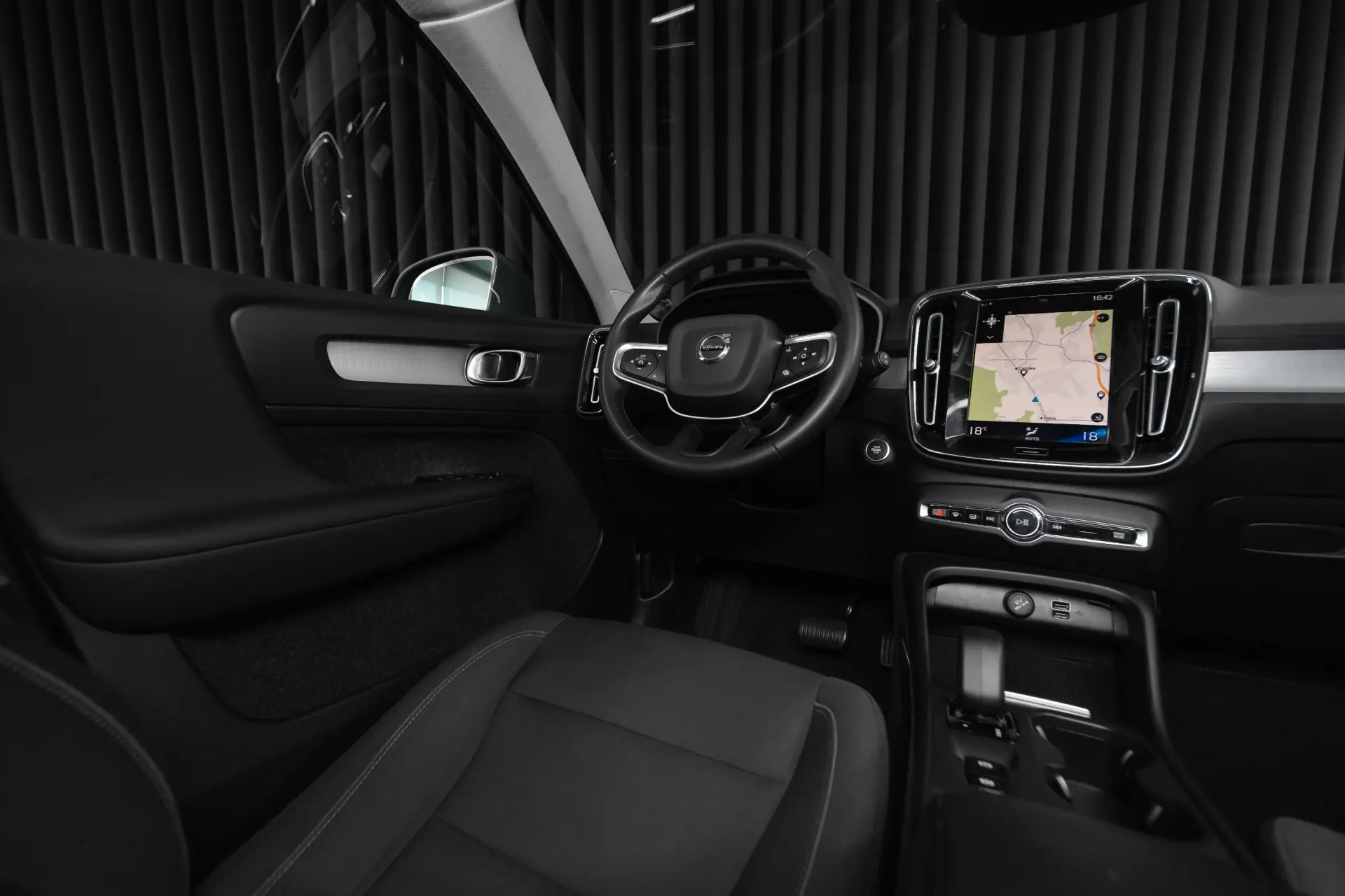 Volvo XC 40 1.5 T4 PHEV Inscription Expression 13