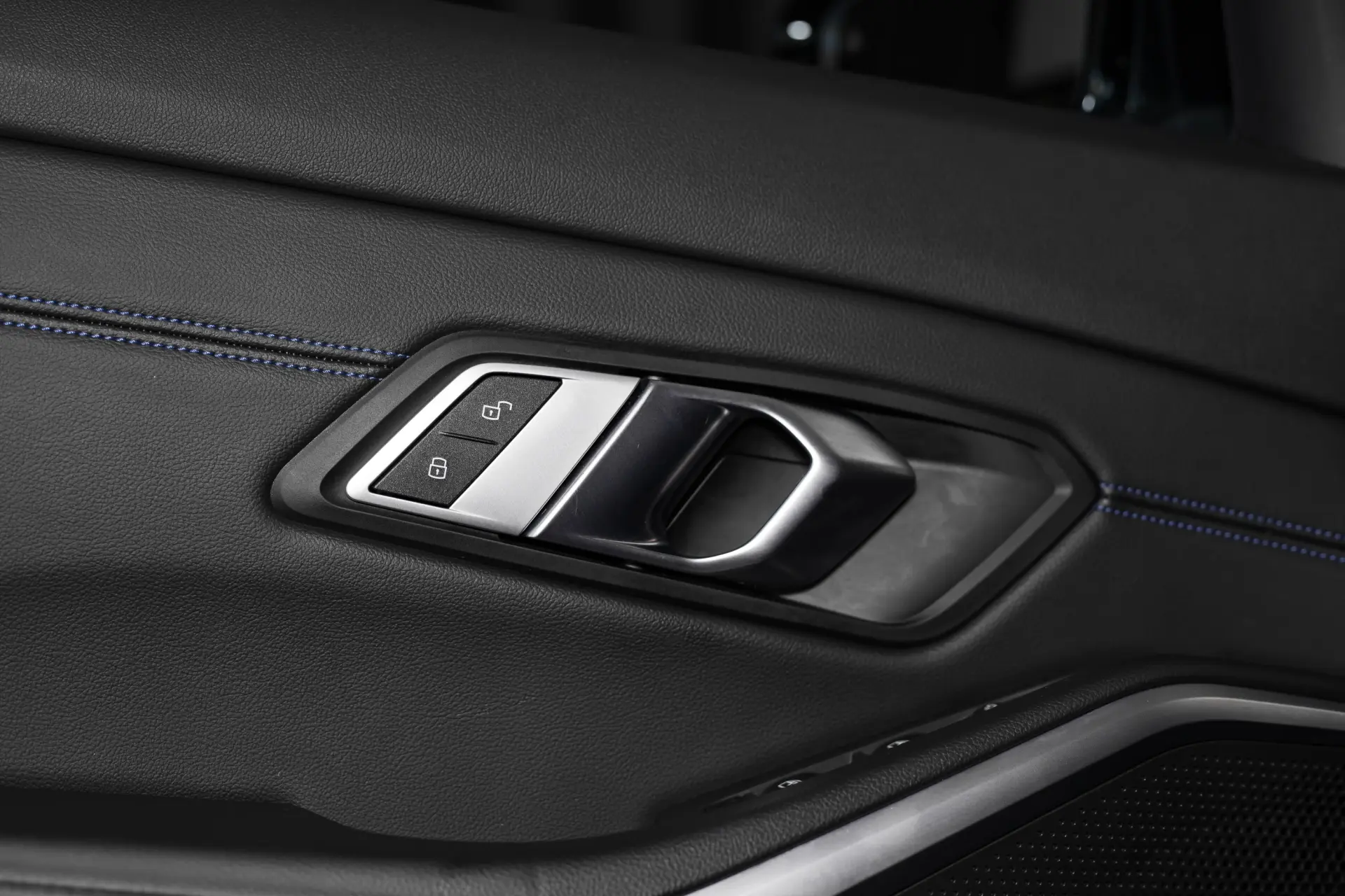 BMW 320 e Pack M Auto 42