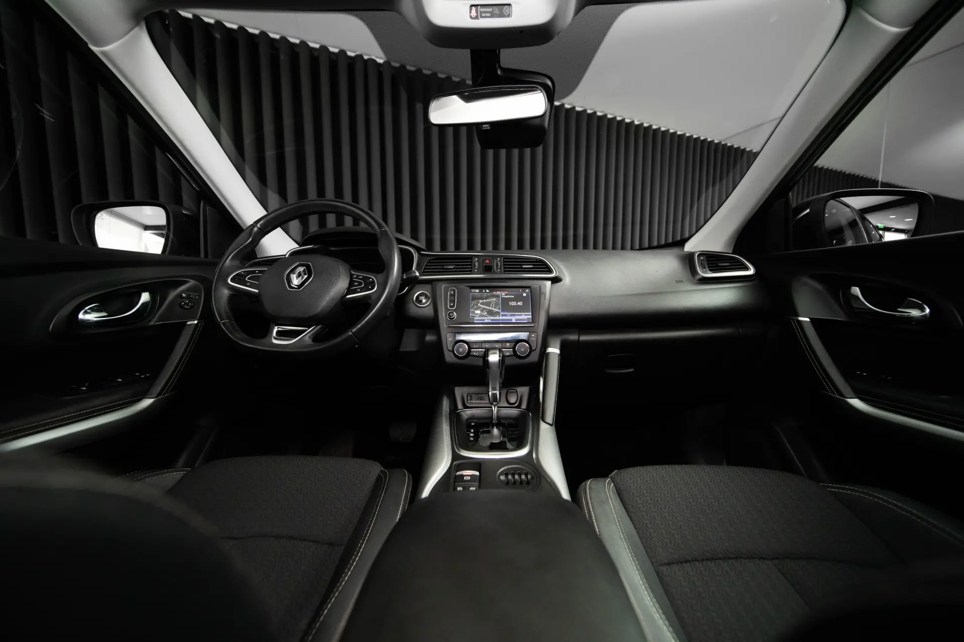 Renault Kadjar Energy TCe 130 EDC LIMITED 11