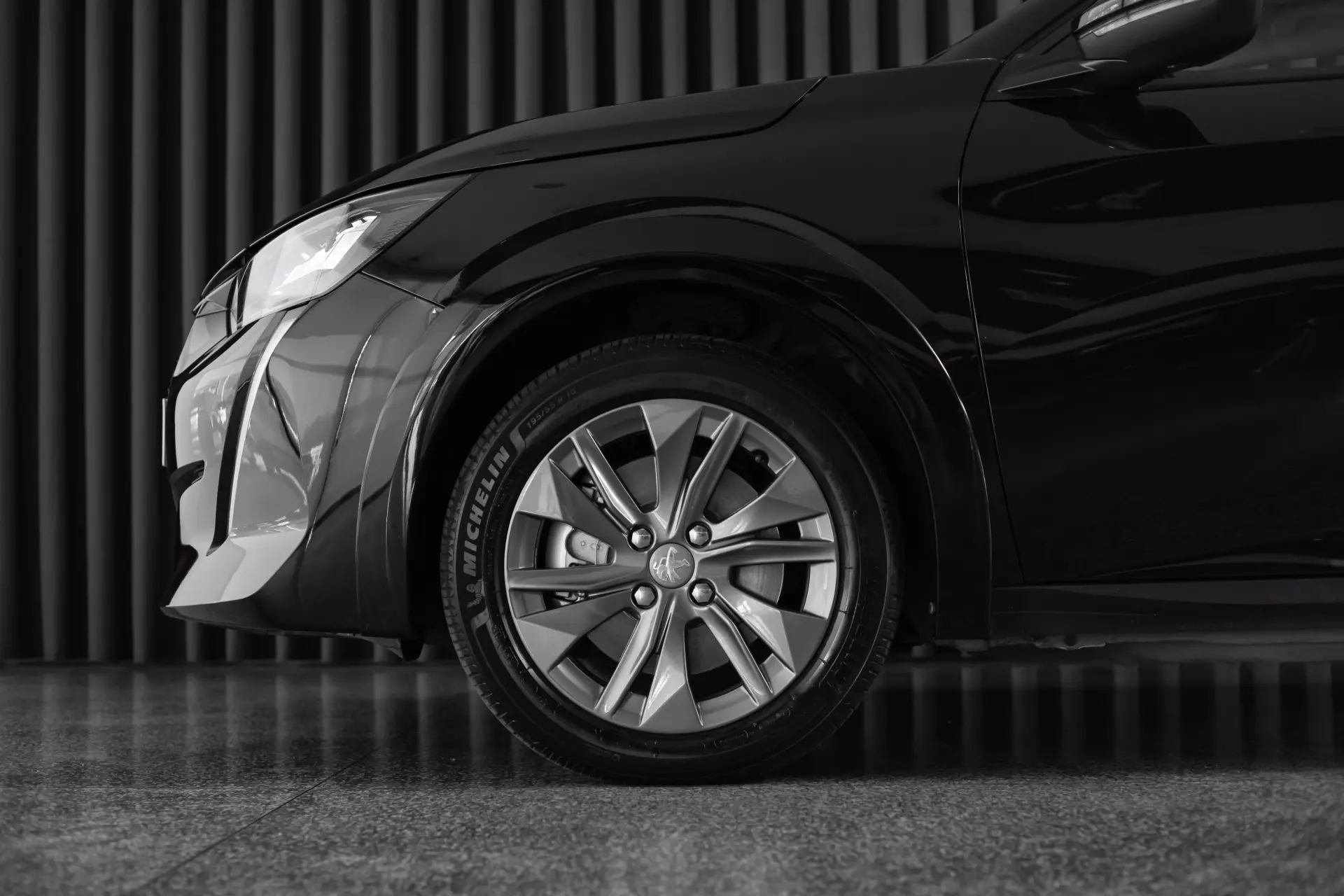 Peugeot e-208 50 kWh Allure 8