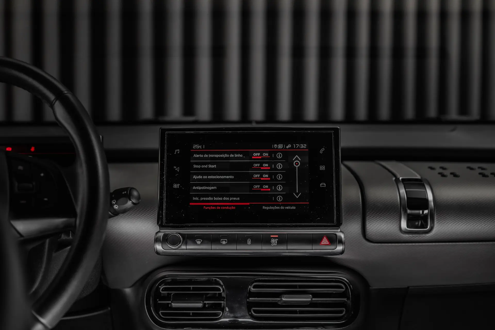 Citroen C4 Cactus 1.5 BlueHDi Shine 19