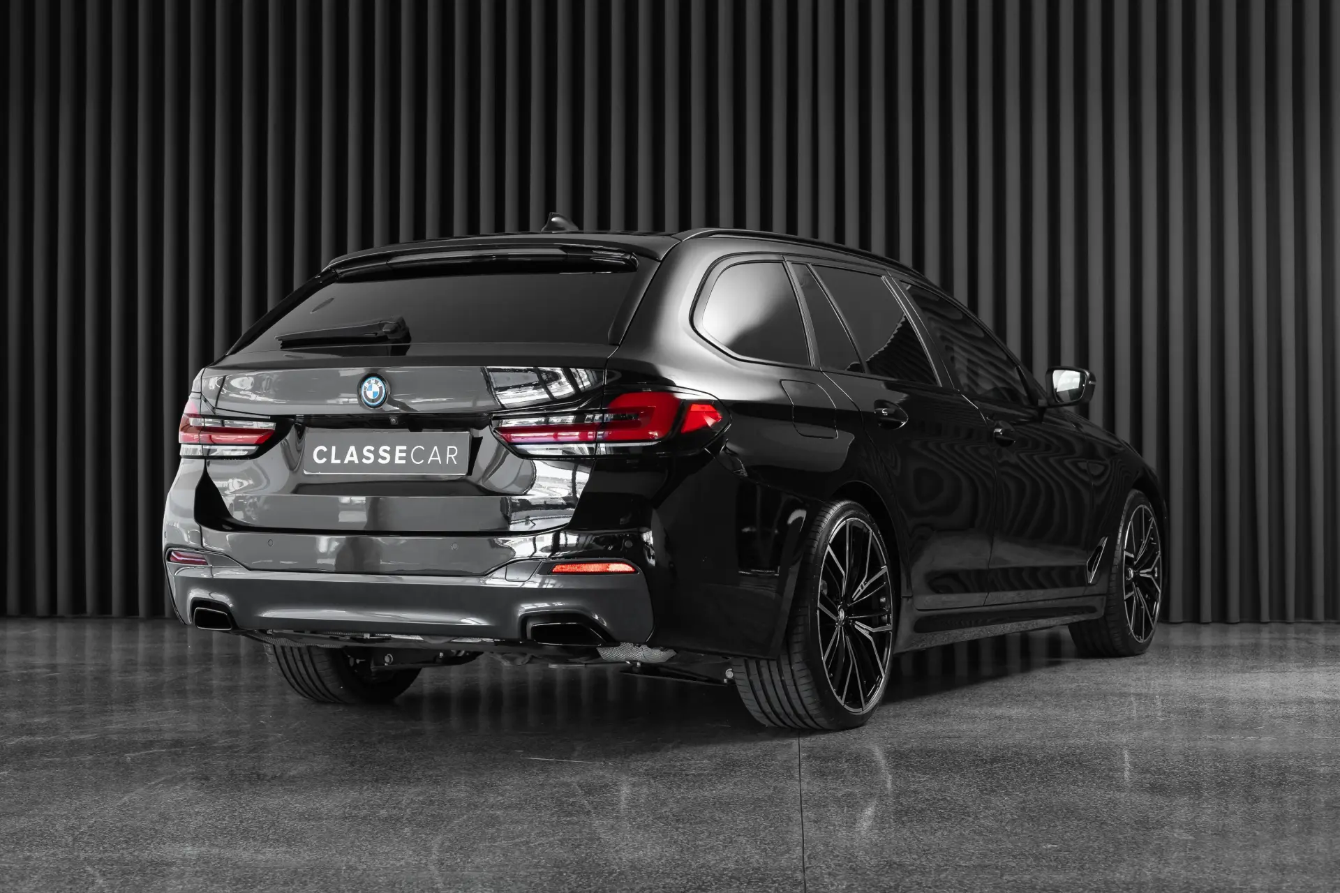 BMW 520 e Pack M 3