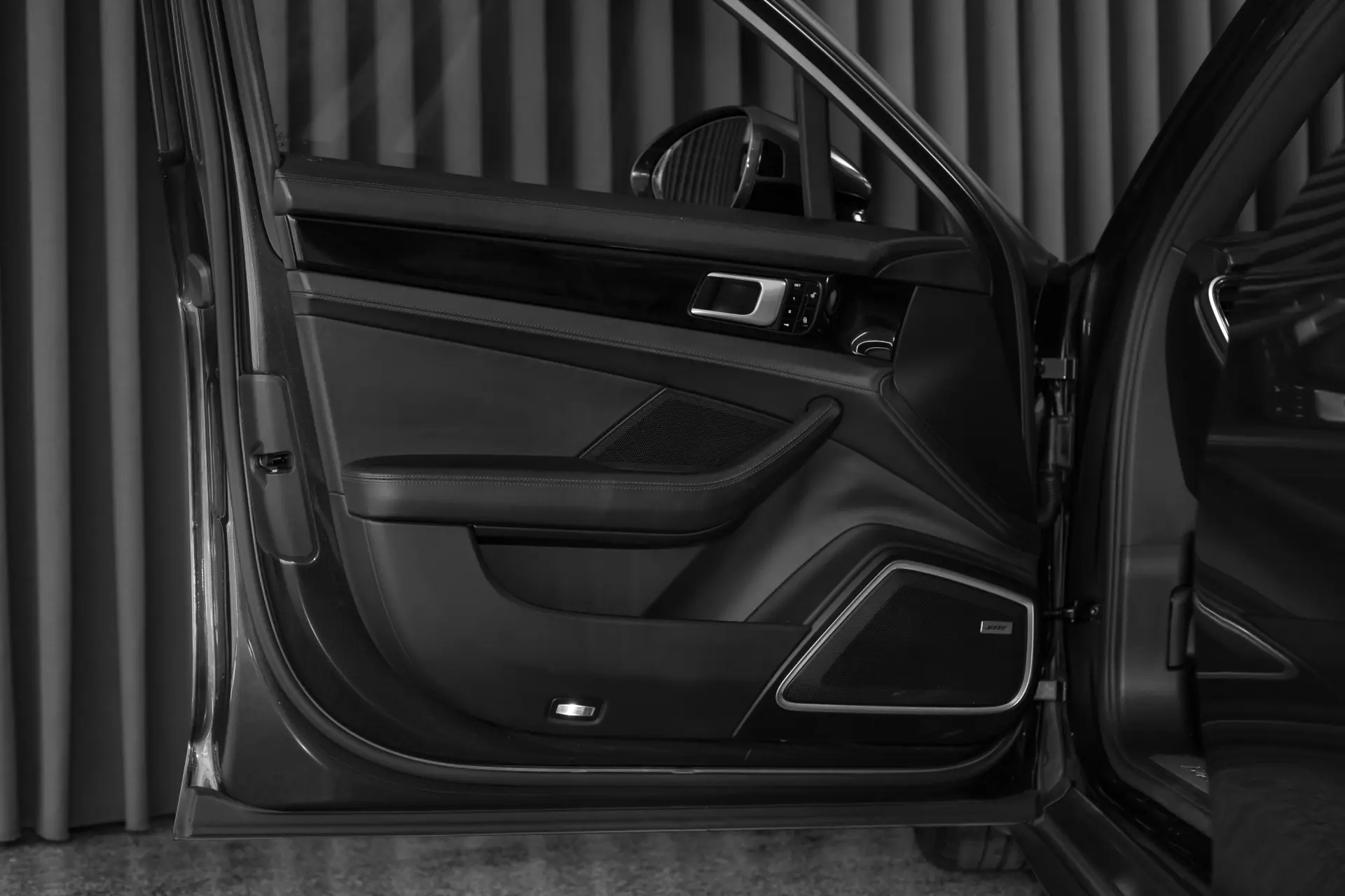 Porsche Panamera Sport Turismo 4 E-Hybrid 48
