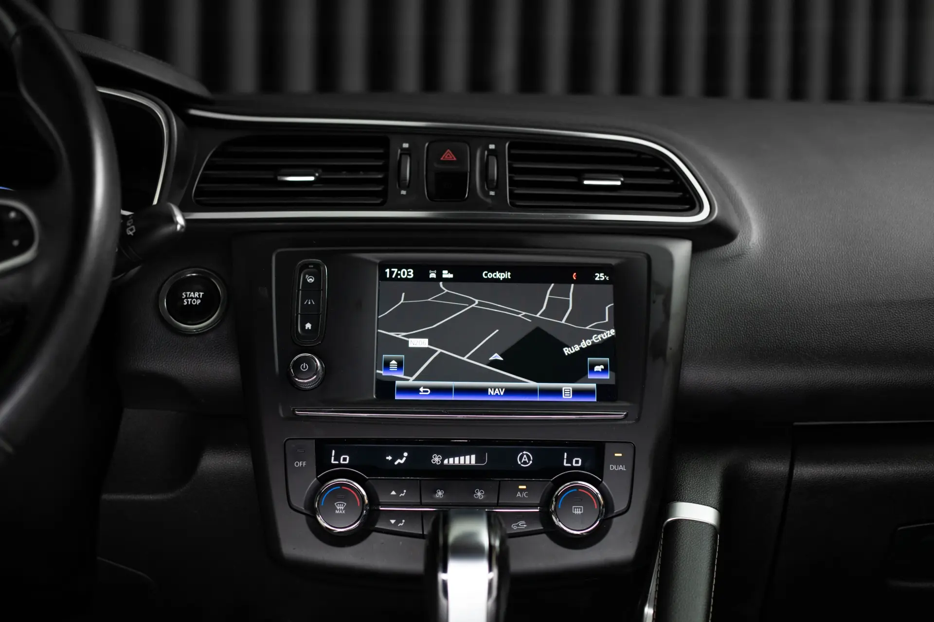 Renault Kadjar Energy TCe 130 EDC LIMITED 16