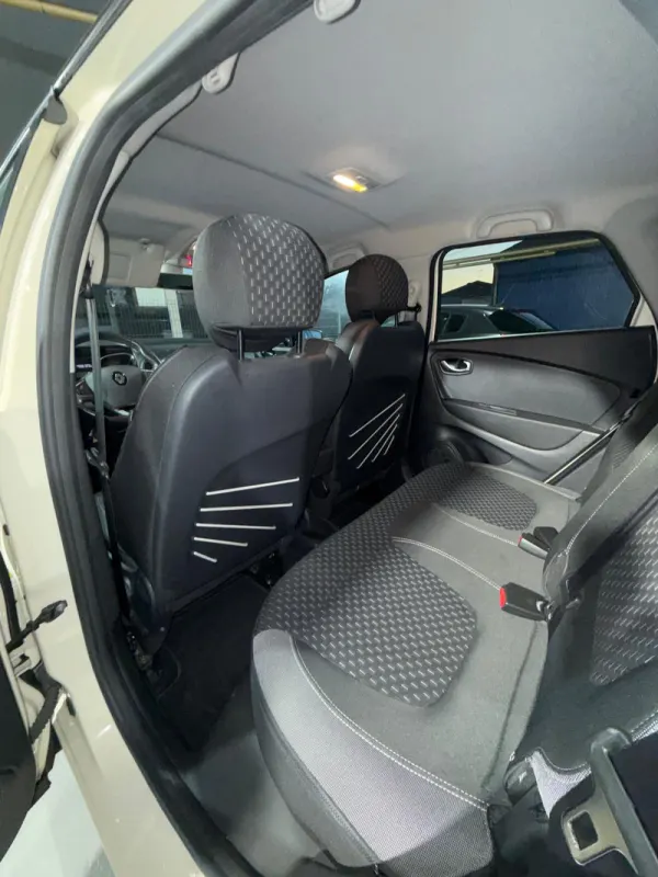 Renault Captur 0.9 TCE Zen 14