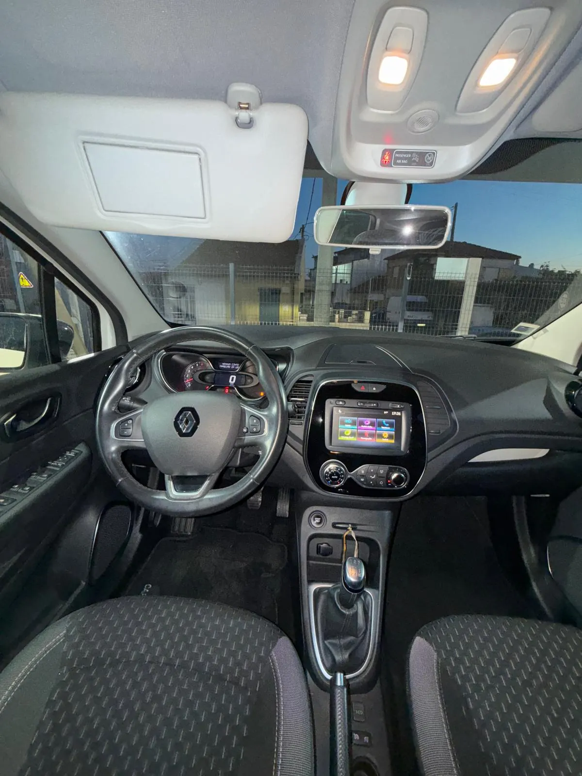 Renault Captur 0.9 TCE Zen 12
