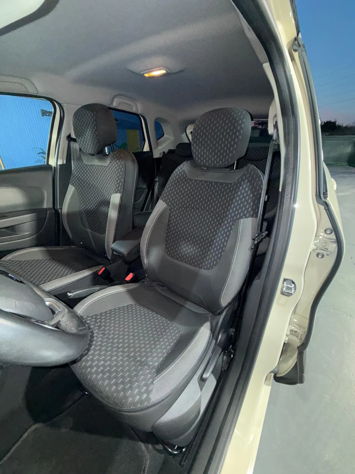 Renault Captur 0.9 TCE Zen 13