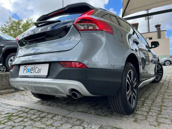 Volvo V40 Cross Country 1.5 T3 Plus Geartronic 6