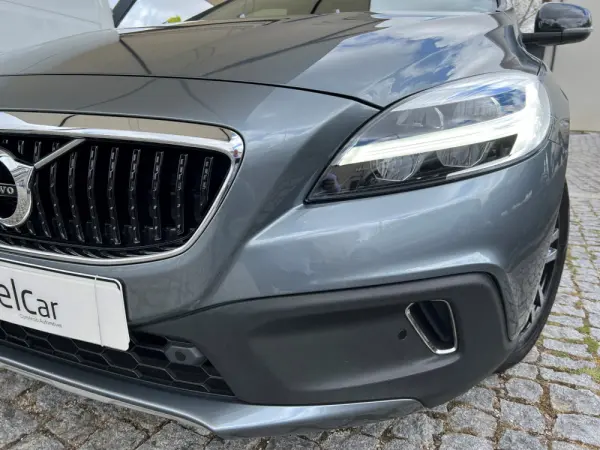 Volvo V40 Cross Country 1.5 T3 Plus Geartronic 11