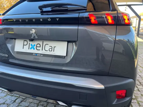 Peugeot 2008 PureTech 130 EAT8 Allure 14