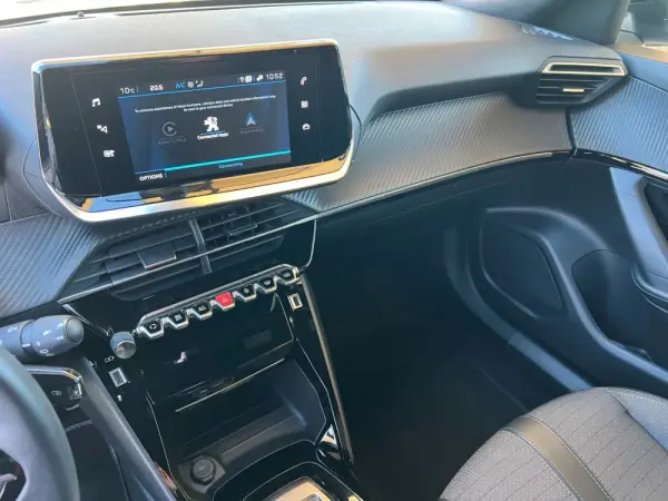 Peugeot 2008 PureTech 130 EAT8 Allure 30