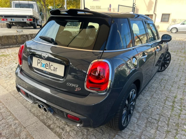 MINI John Cooper Works COOPER SD 6