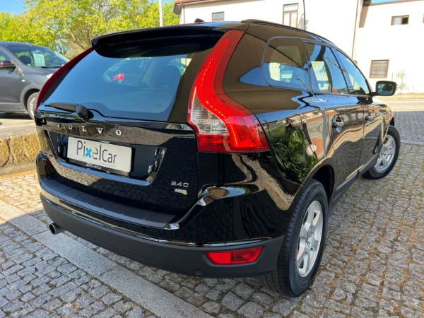Volvo XC 60 2.4 D Drive Momentum 5