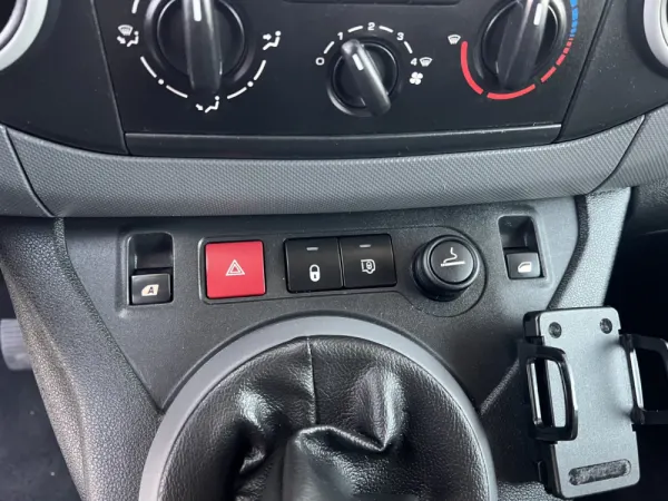 Peugeot Partner Partner 16 HDI 3 Lug 35