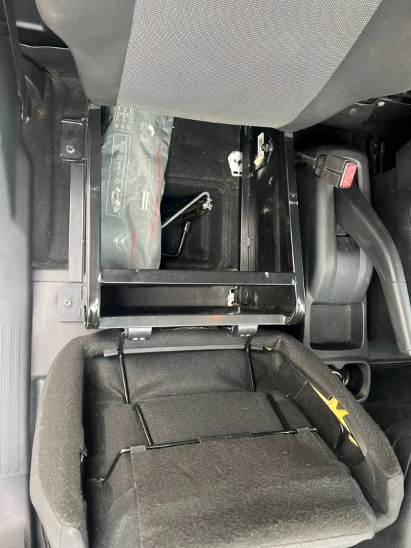 Citroën Berlingo 1.6 BlueHDi Feel 28