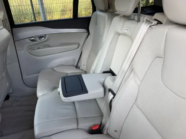 Volvo XC 90 2.0 D4 Inscription 41