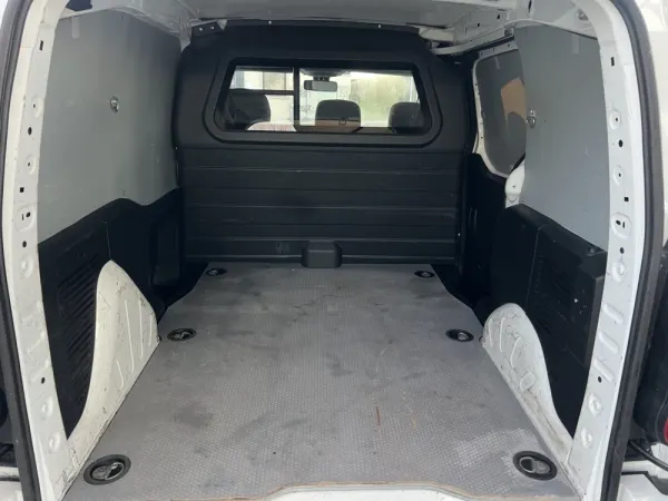 Peugeot Partner 1.6 e-HDi Confort 18