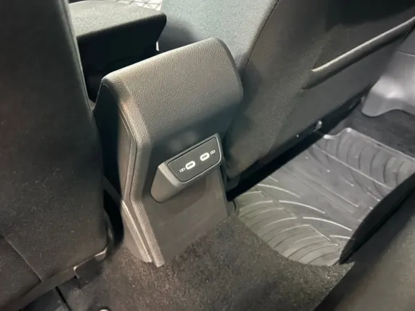 Volkswagen Taigo 1.0 TSI R LINE DSG 110 cv 49