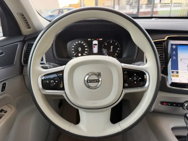 Volvo XC 90 2.0 D4 Inscription 27