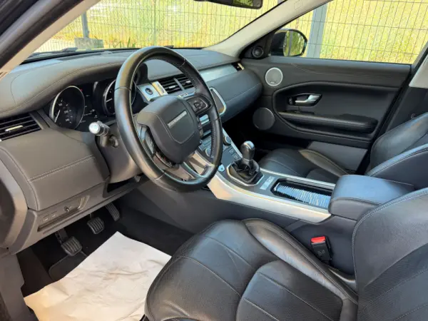 Land Rover Range Rover Evoque 2.0 eD4 SE Dynamic 19