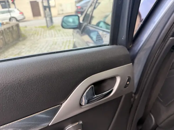 Peugeot 407 SW 1.6 HDi Executive 32