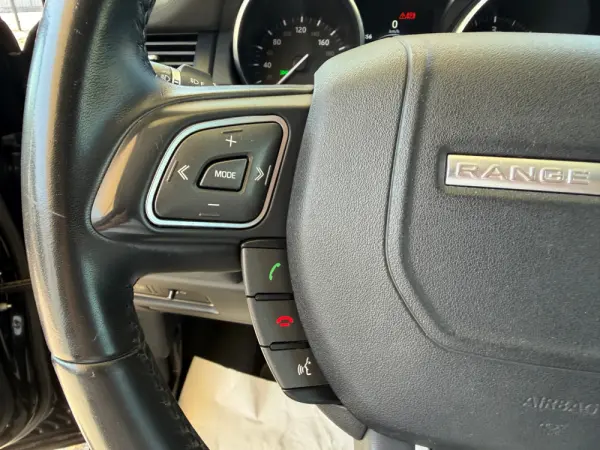 Land Rover Range Rover Evoque 2.0 eD4 SE Dynamic 24