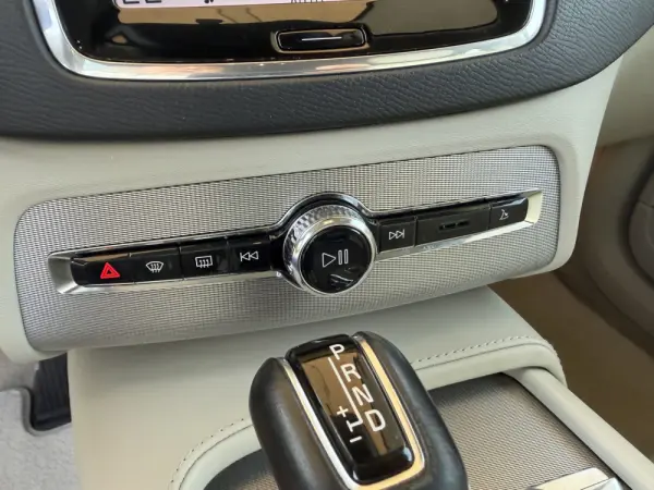 Volvo XC 90 2.0 D4 Inscription 34