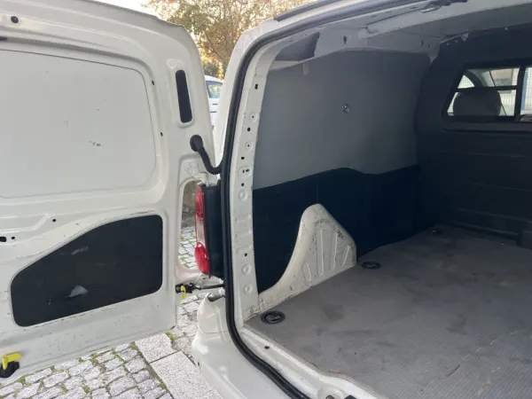 Peugeot Partner Partner 16 HDI 3 Lug 18