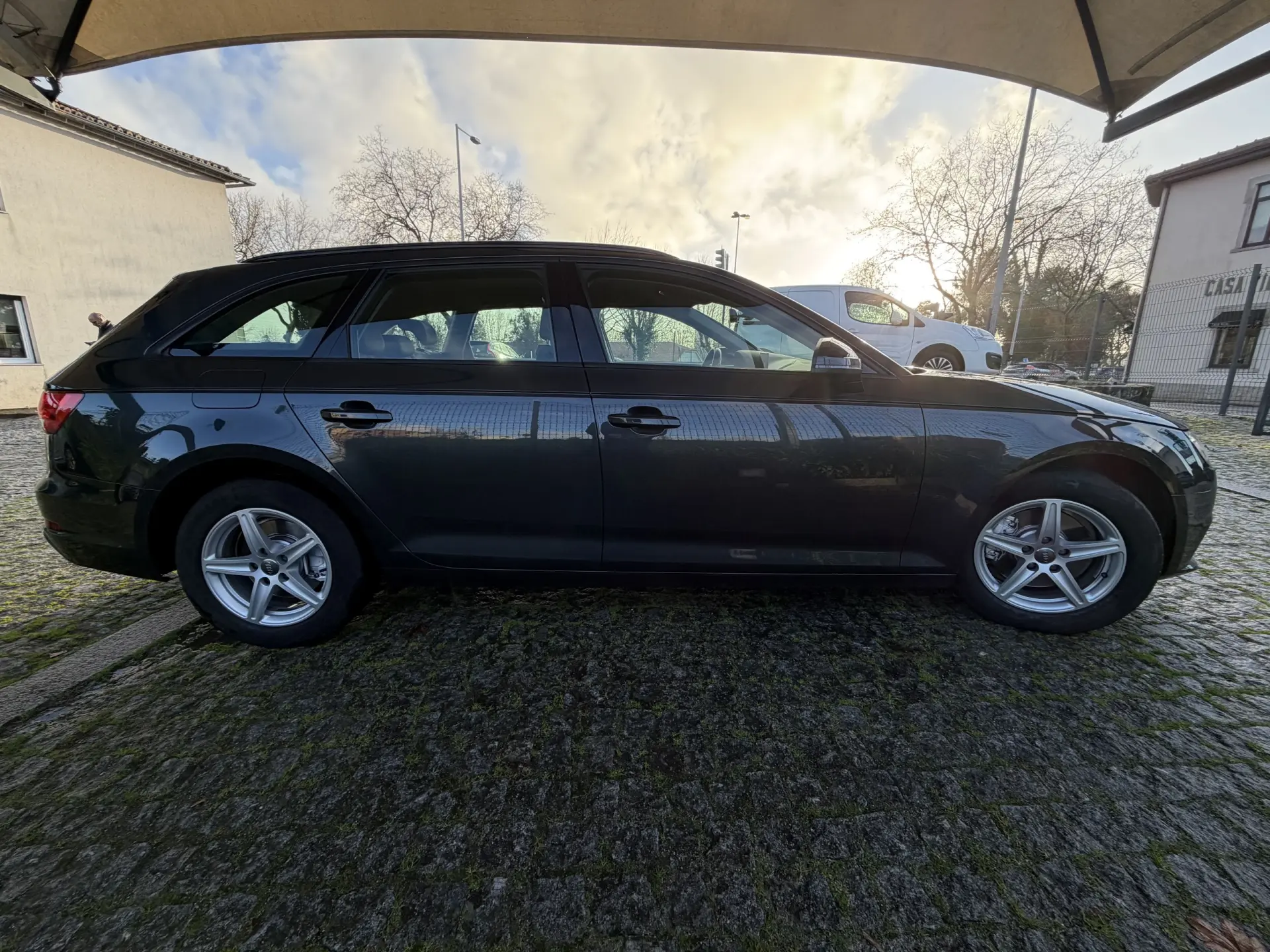 Audi A4 Avant 35 TDI S tronic 5