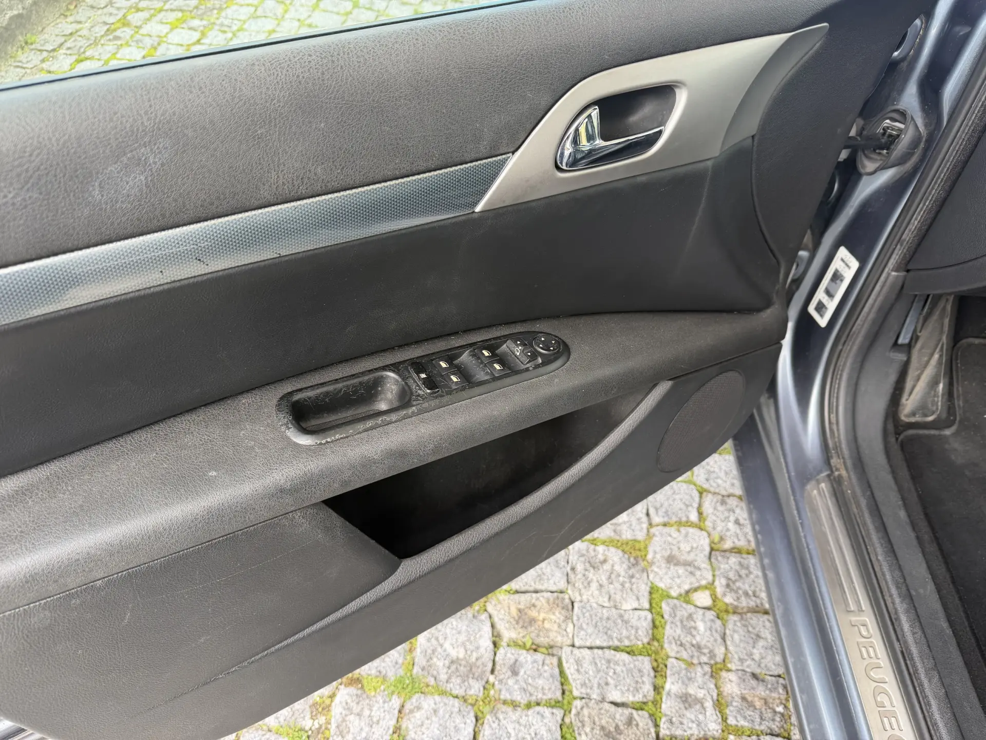 Peugeot 407 SW 1.6 HDi Executive 15