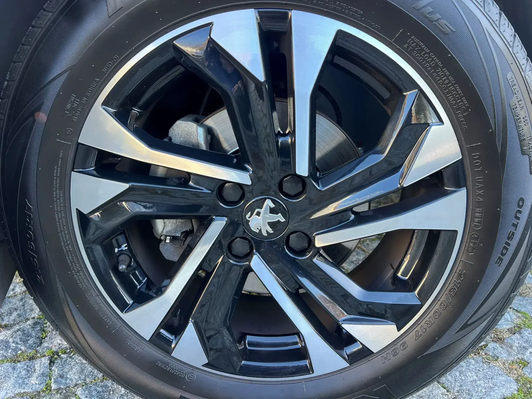 Peugeot 2008 PureTech 130 EAT8 Allure 16