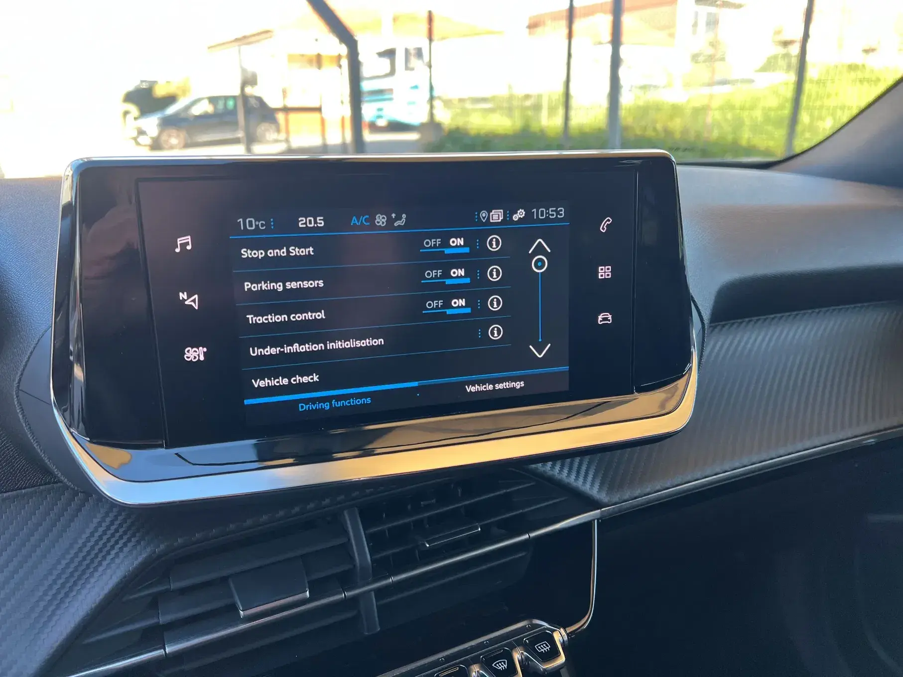 Peugeot 2008 PureTech 130 EAT8 Allure 33