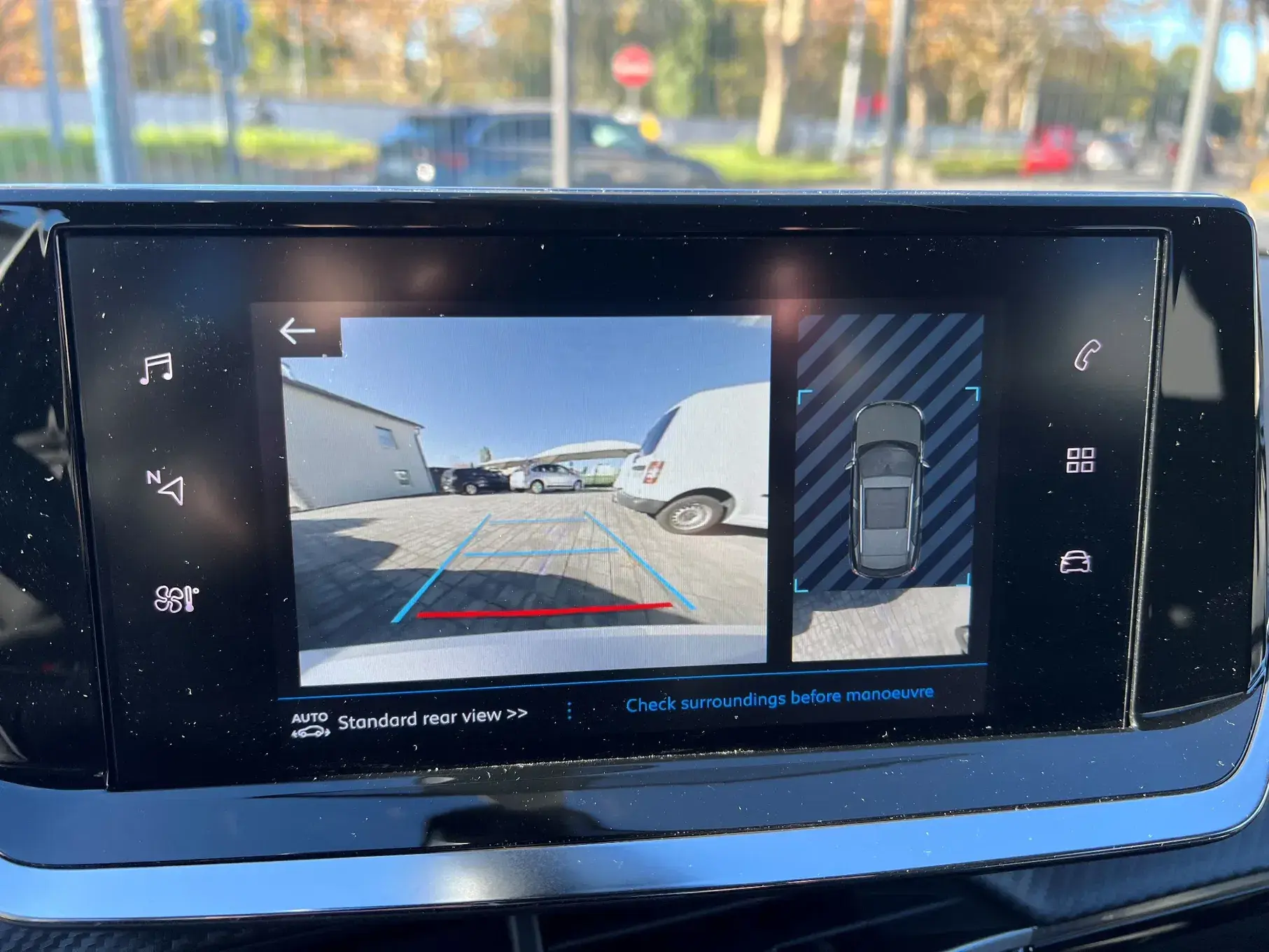 Peugeot 2008 PureTech 130 EAT8 Allure 35